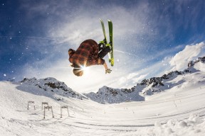 ayx体育app官方网址-赛前速览：大奖赛次回合辽宁男篮对阵尤文图斯，三大看点值得期待