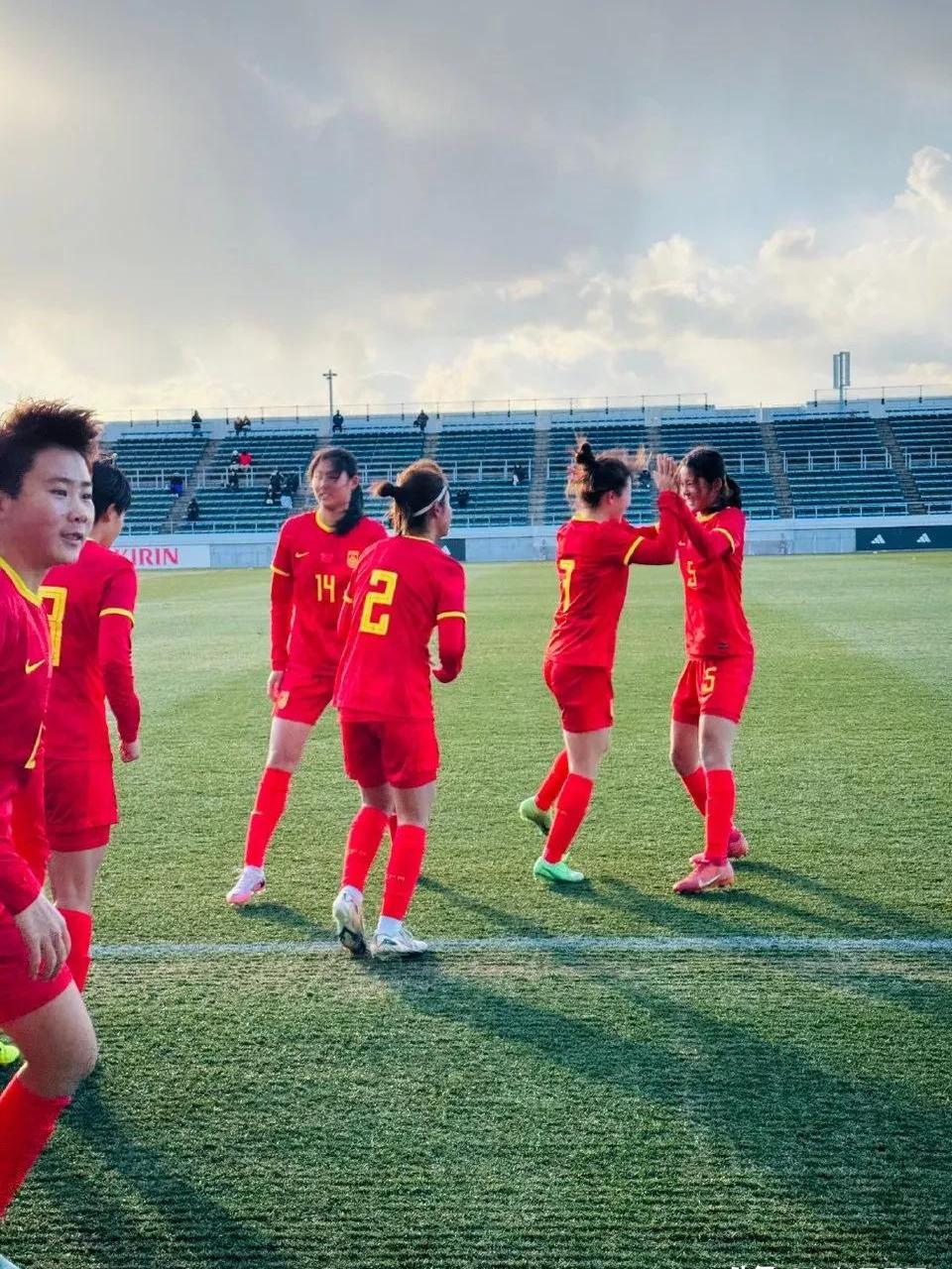 关于女足国家队集训重点突破技战术：国家队训练重点技战术的信息