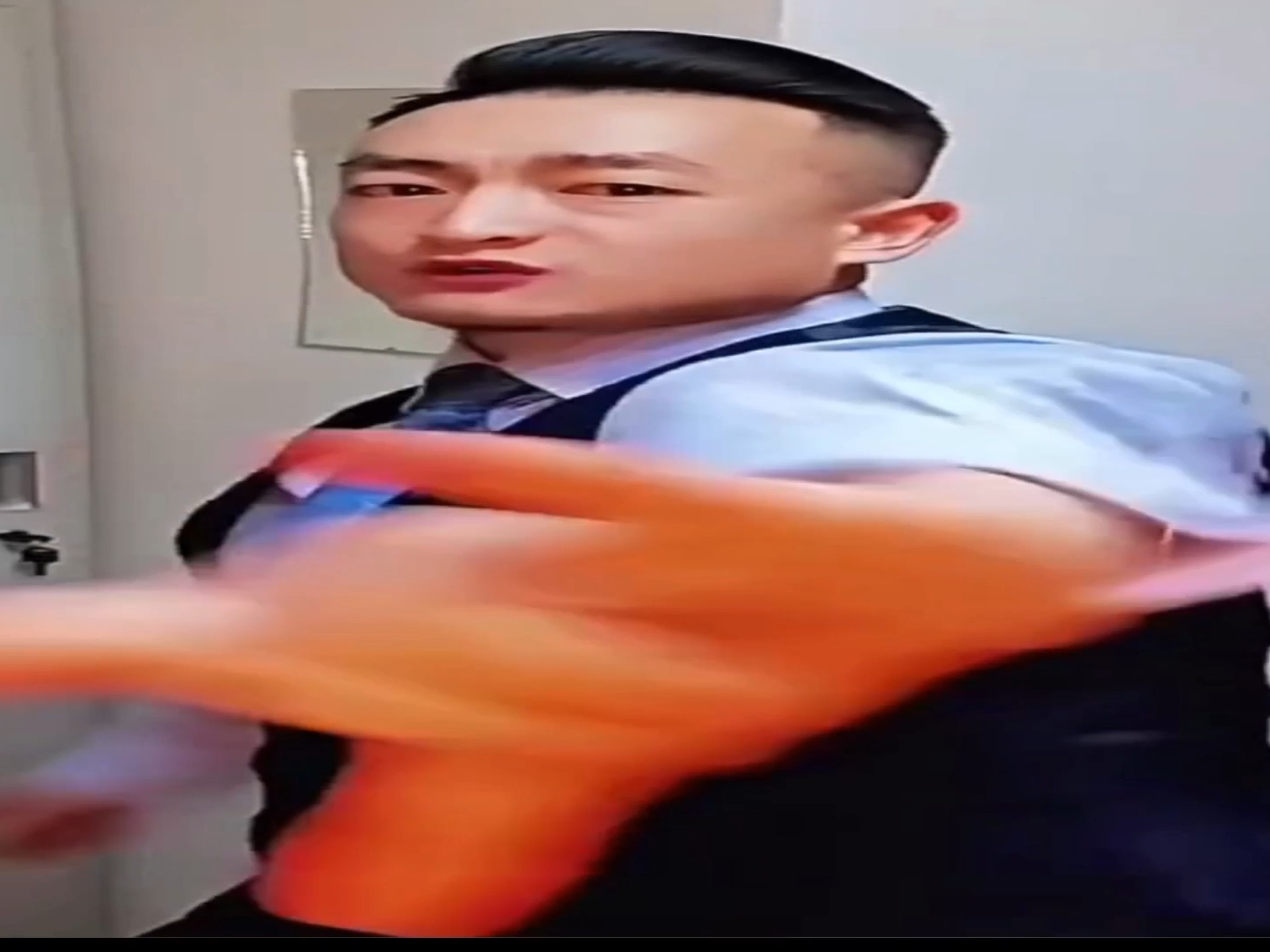 Faker遭遇十五连败，切尔西教练面临压力！